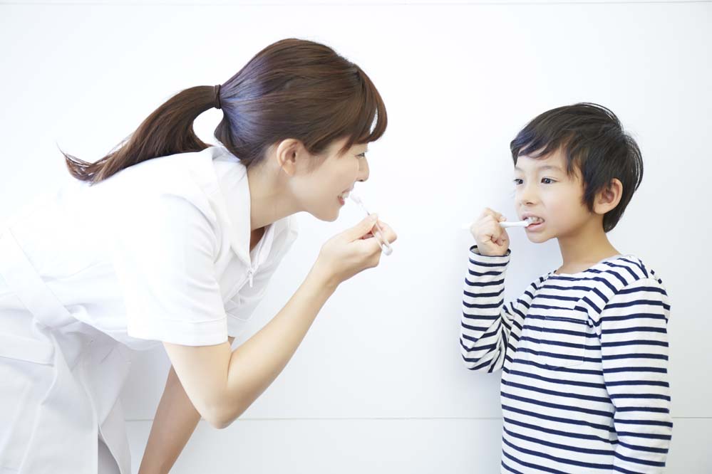 子どもの頃から歯医者さんに通うことが大切です!